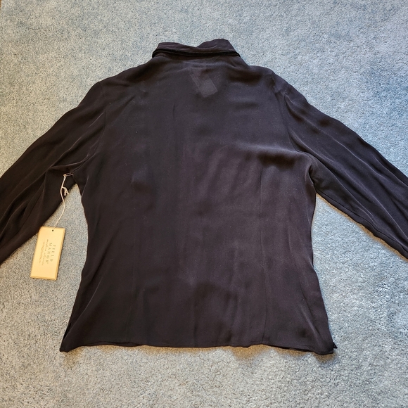 NWT VTG Field Manor 100% silk button-down blouse Size 12 Color black - Picture 14 of 14